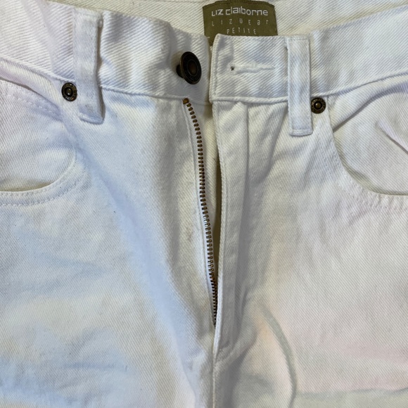 Liz Claiborne White Jeans Like New Slim Fit Size OR - Picture 3 of 10